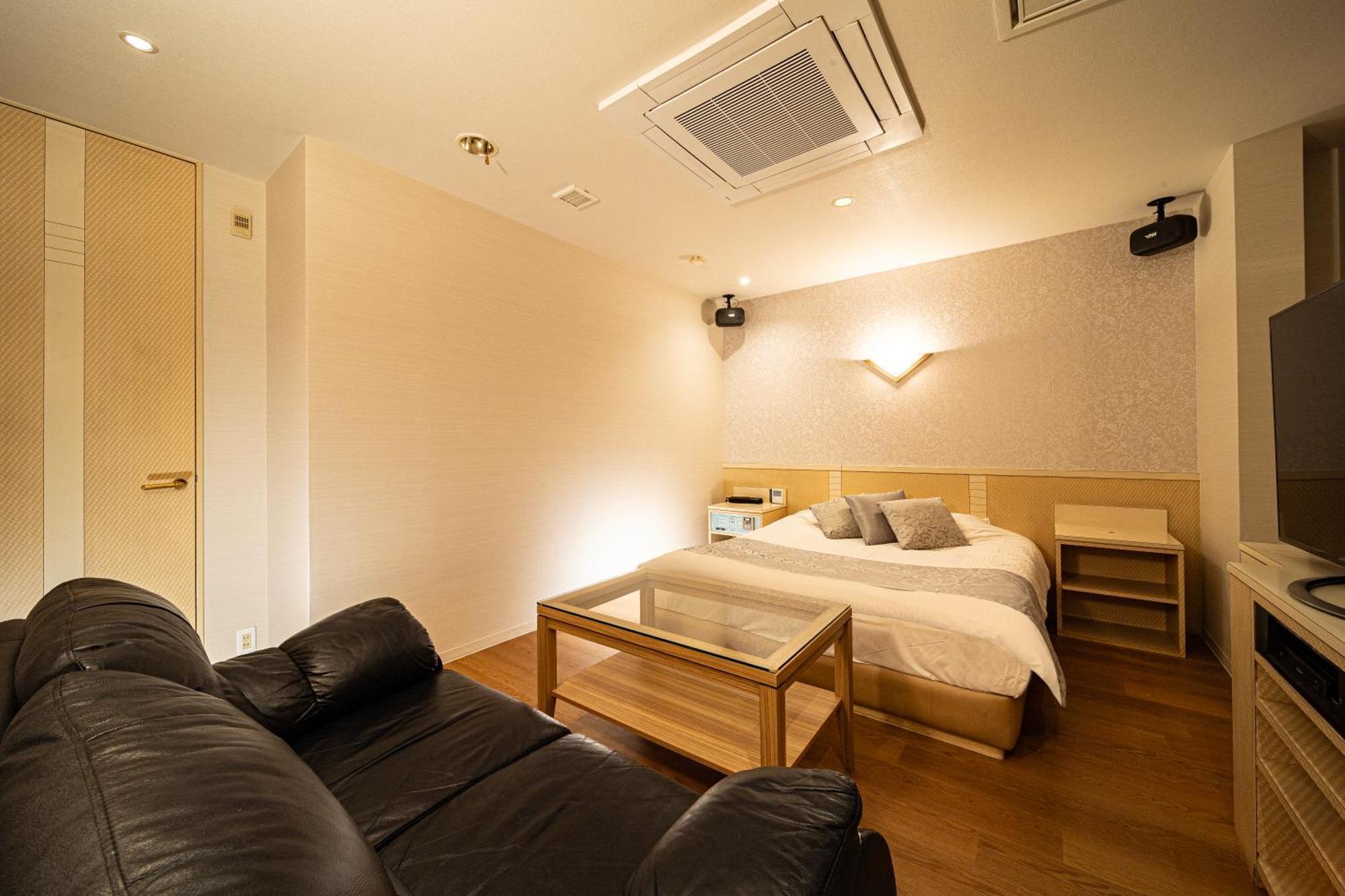 ルトゥール姫路 Retur Himeji 男塾ホテルグループ (Adults Only) Kültér fotó